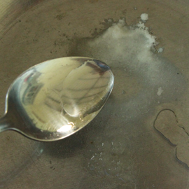 how to boil make a vinegar mixture