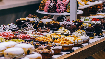 Glitzer zum Bestreuen von Gebäck und Kuchen