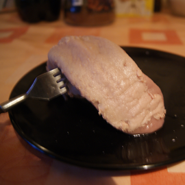 Pork tongue skin can be easily removed by rinsing the tongue after boiling in cold water.