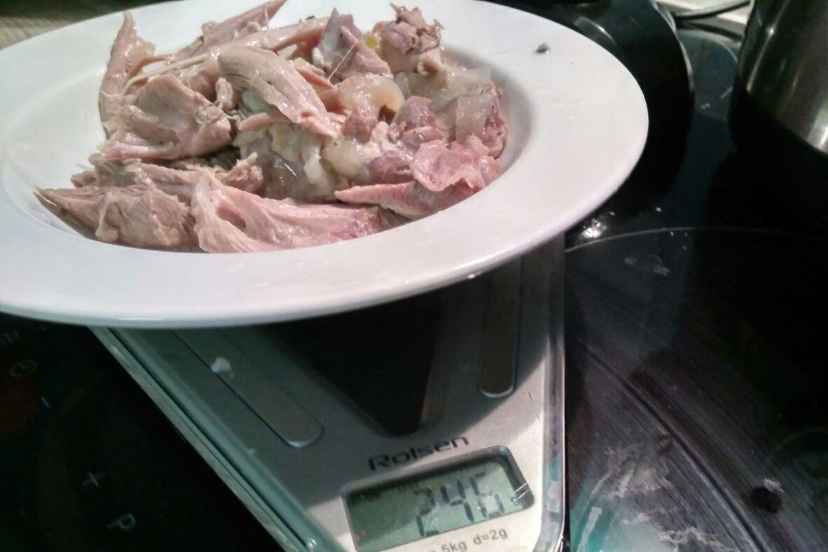 how much turkey meat weighs from the drumstick