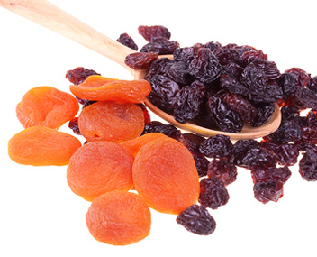 dried apricots and raisins compote