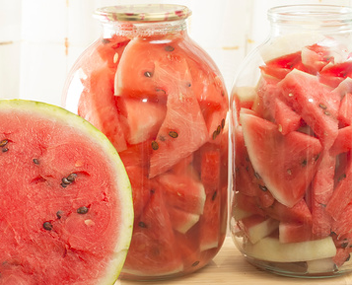 cook salted watermelons for the winter