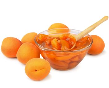 cook apricots and jam from them