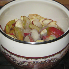 apples in their own syrup
