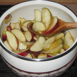stir apples when cooking
