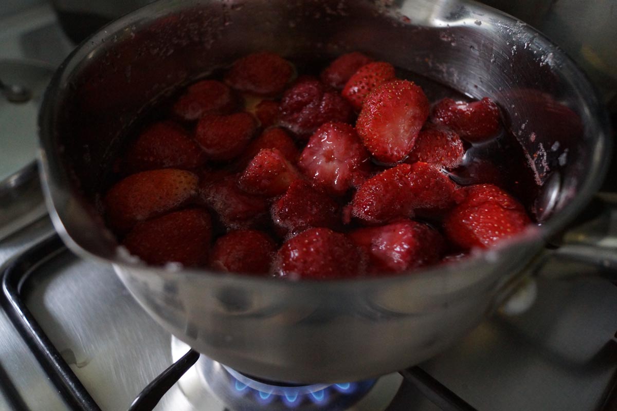 sugar-boiled strawberries